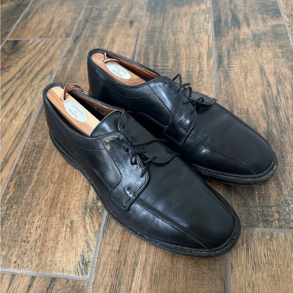 Johnston & Murphy Classic Black Leather Men's Shoes